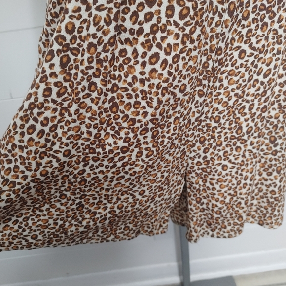 One Clothing cheetah print tie front romper size M - Picture 5 of 13